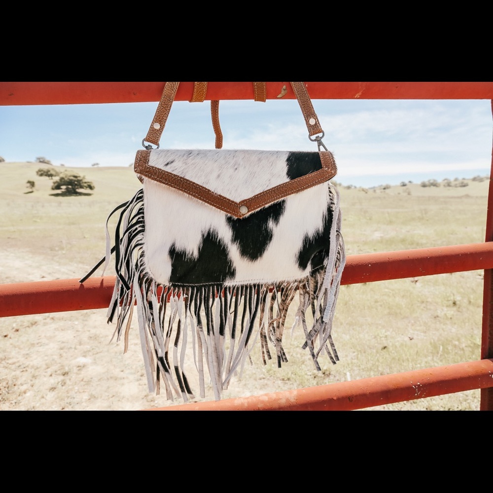 Genuine Leather and Cowhide Western Fashion Crossbody Purse - Picture 6 of 6